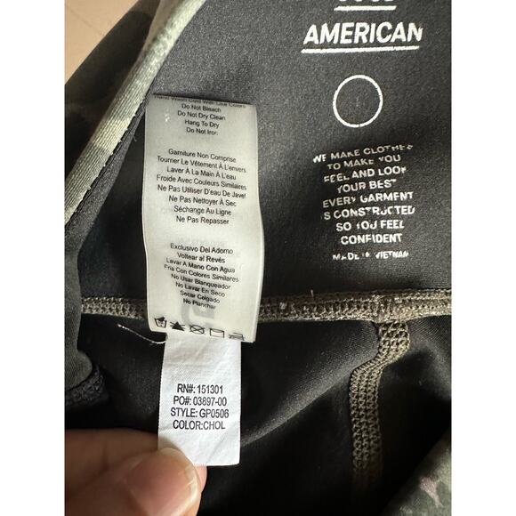 GOOD AMERICAN The Ferocious Legging in Green Mauve Leopard Print Size 1 Small - Picture 9 of 13